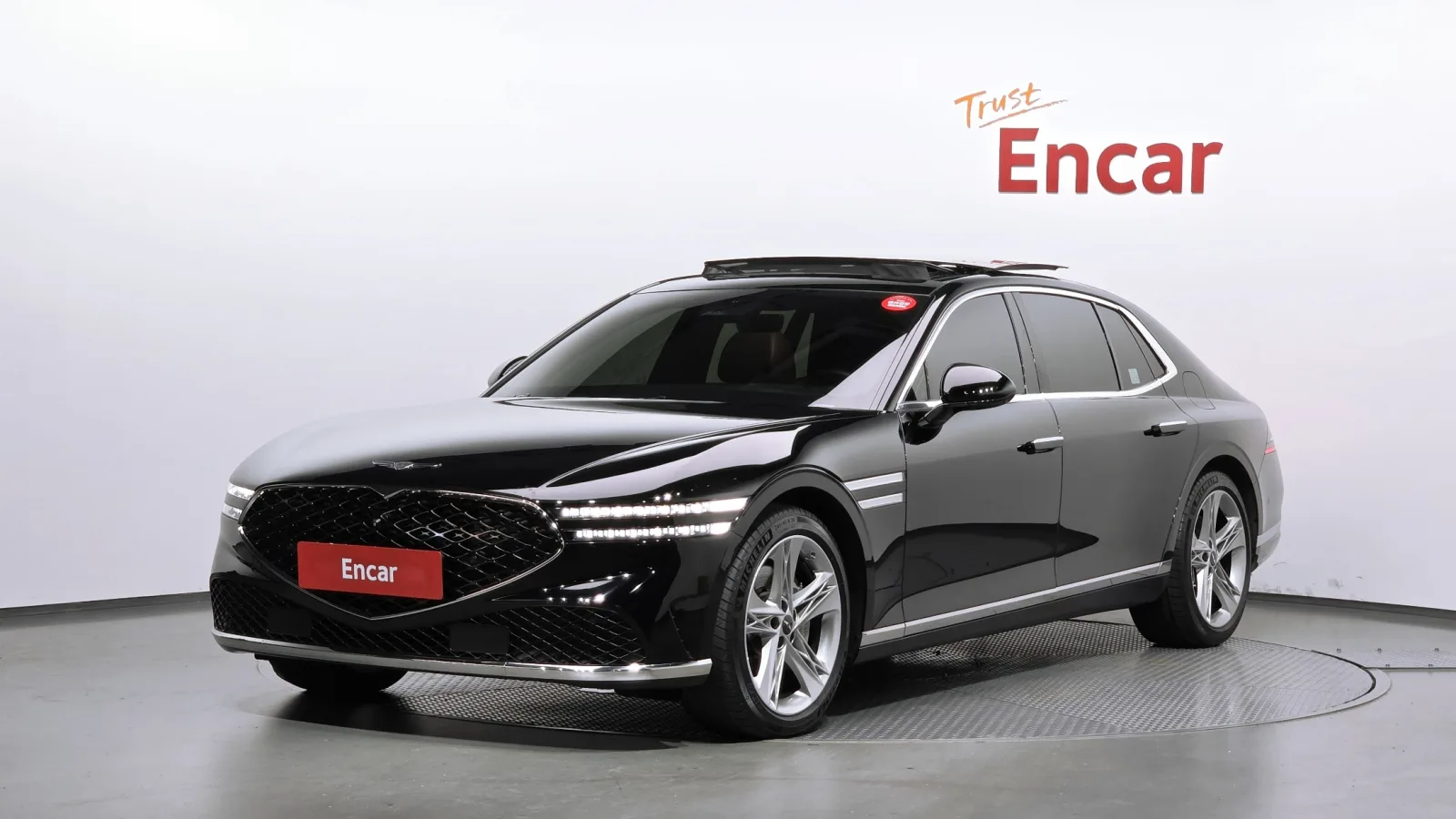 2022 Genesis G90