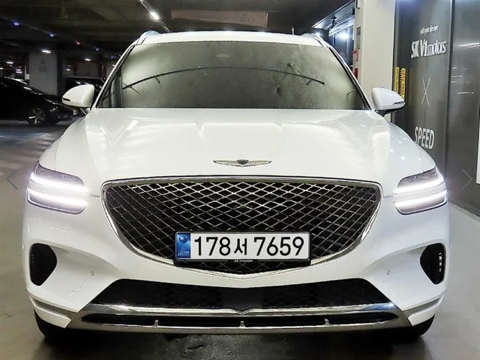 2023 Genesis GV70