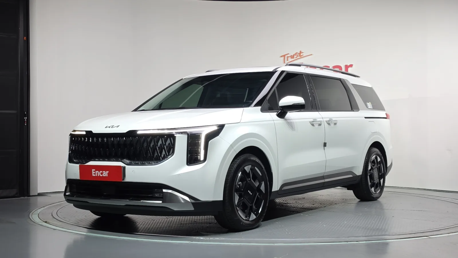 2025 Kia Carnival