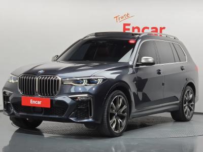 2021 BMW X7
