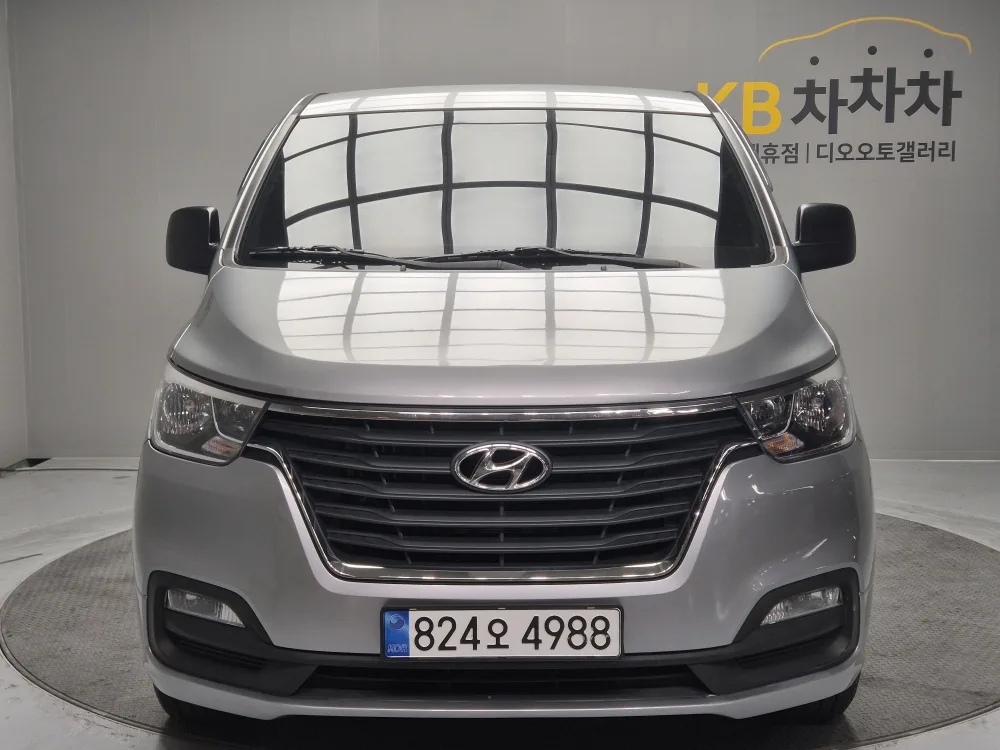 2020 Hyundai Starex