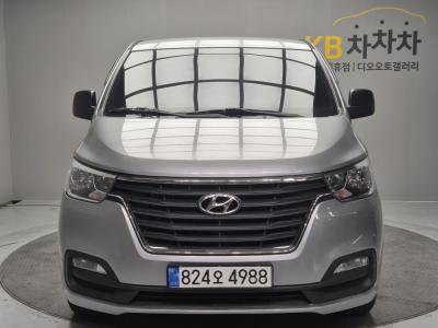 2020 Hyundai Starex