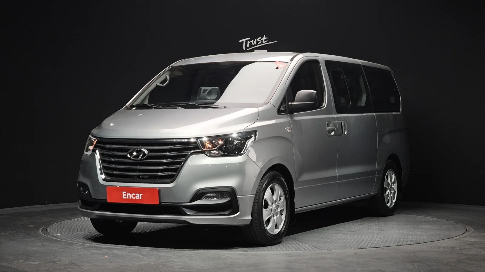 2019 Hyundai Starex