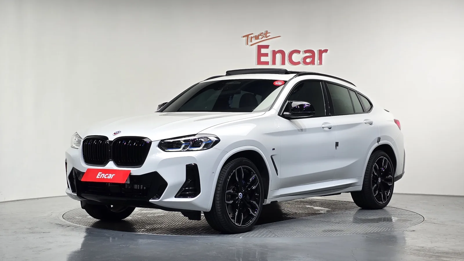 2025 BMW X4