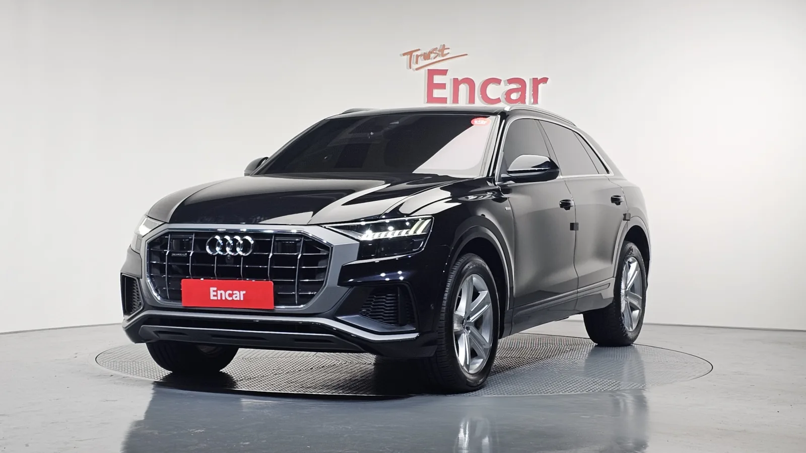 2021 Audi Q8