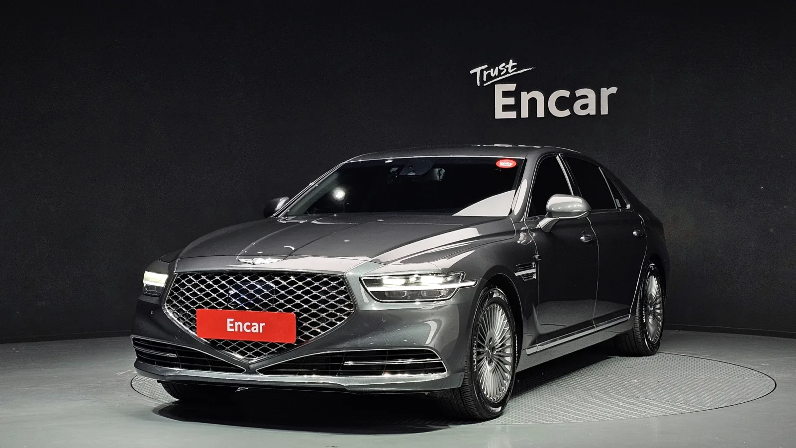 2021 Genesis G90