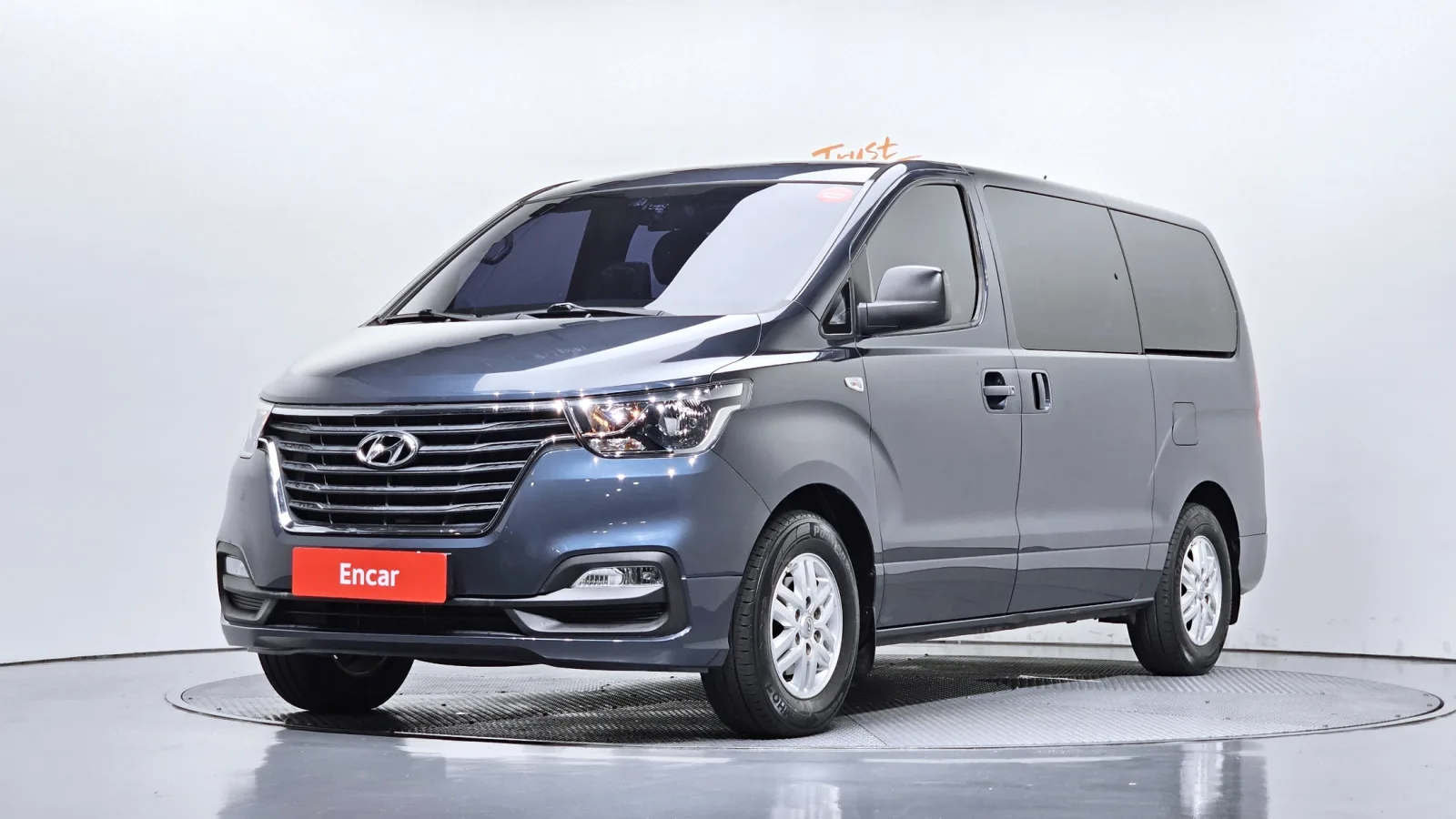 2019 Hyundai Starex