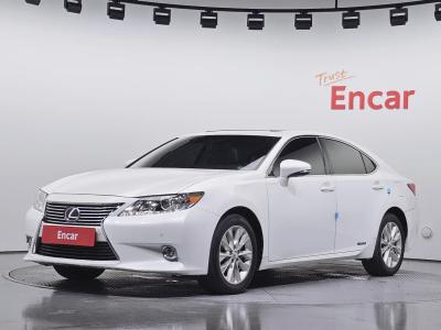 2014 Lexus ES