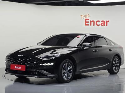 2022 Kia K8