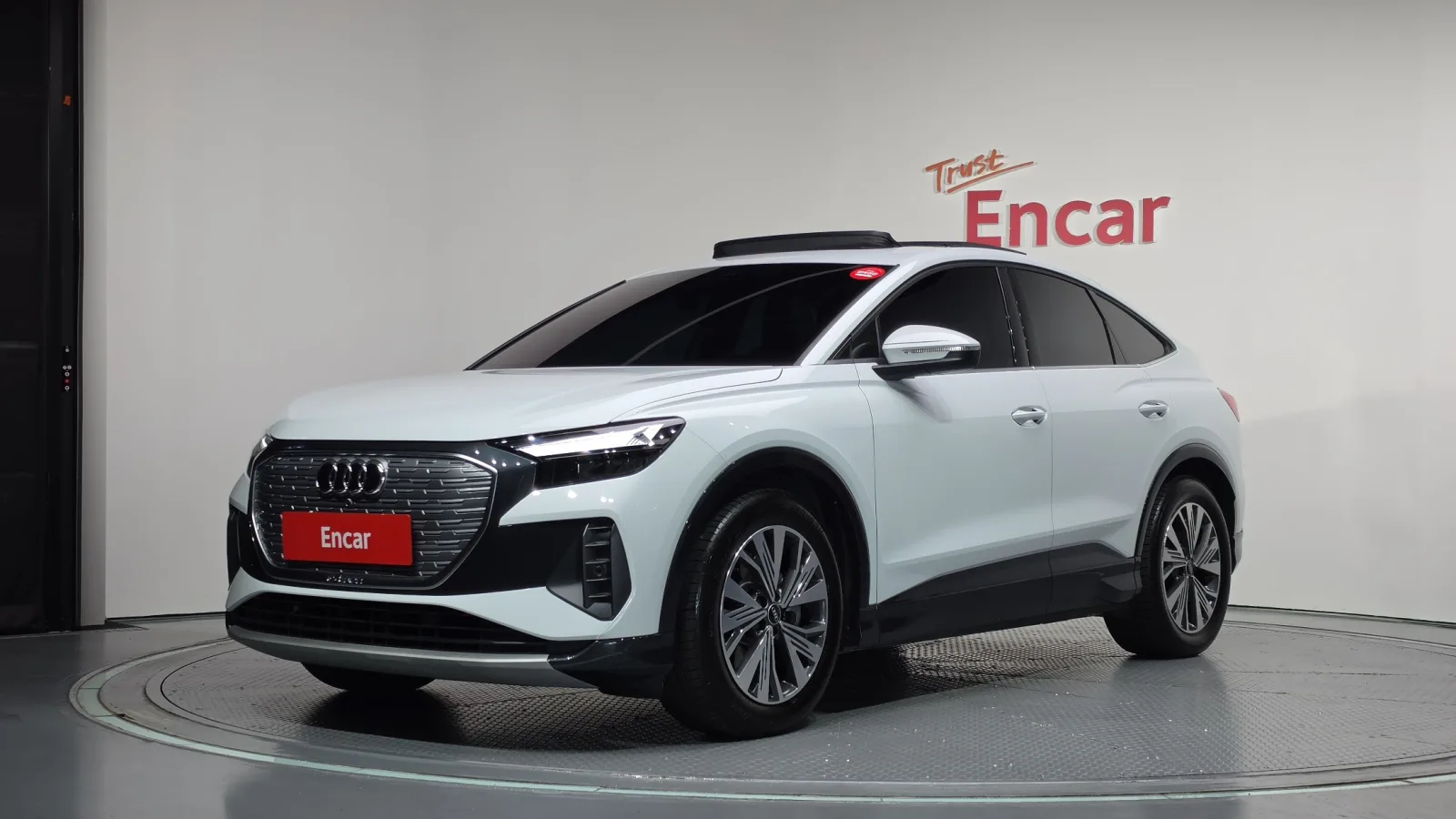 2025 Audi Q4 e-tron