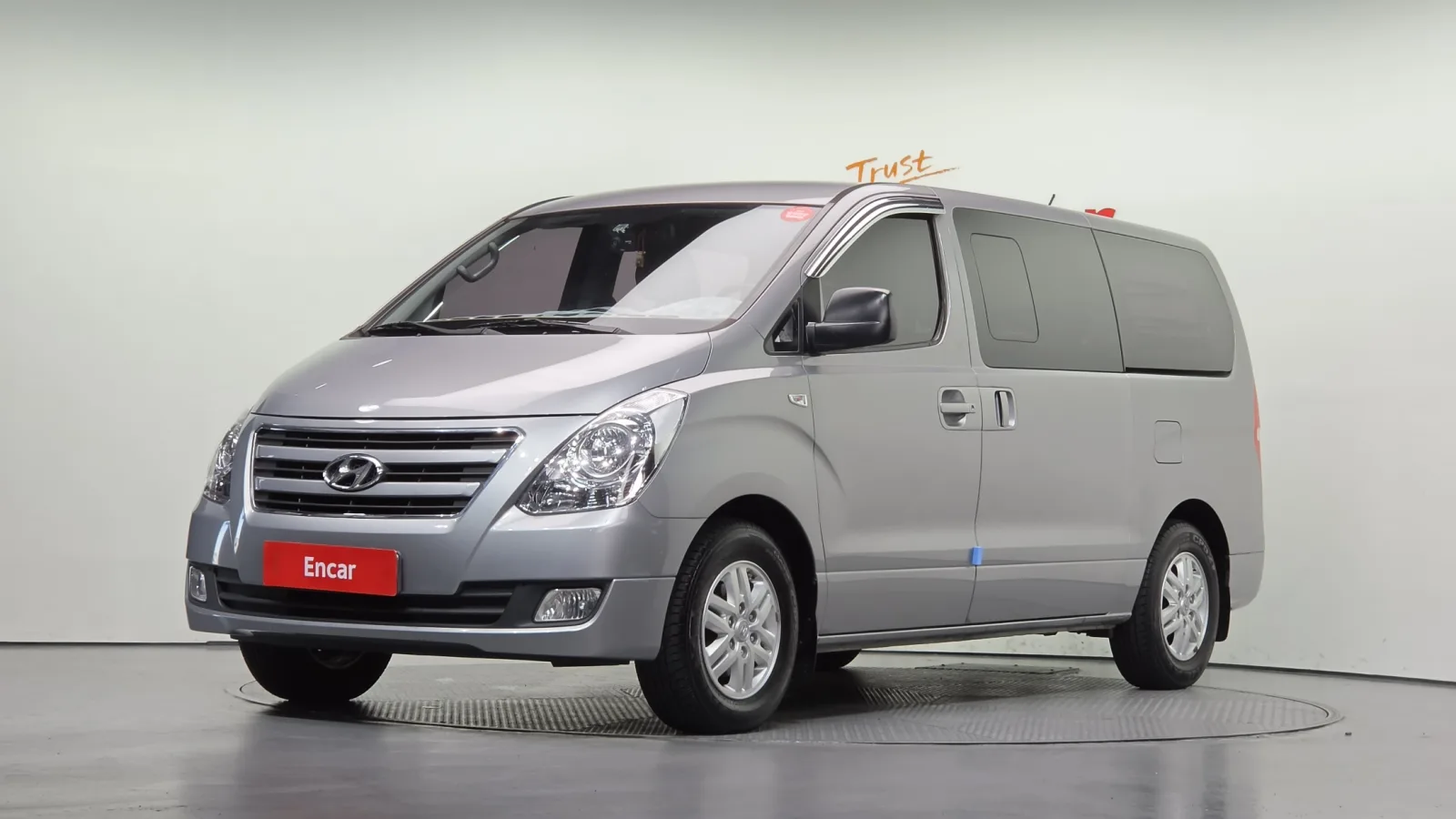 2016 Hyundai Starex