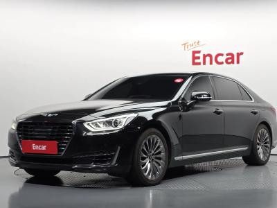 2018 Genesis EQ900