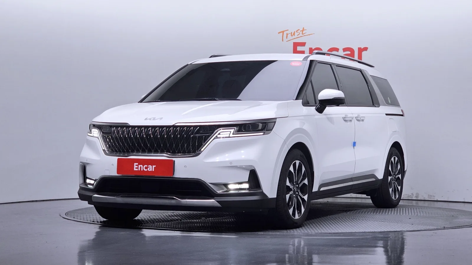 2023 Kia Carnival