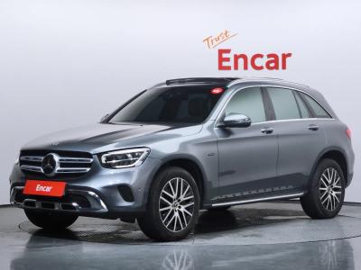 2021 Mercedes-Benz GLC-Class