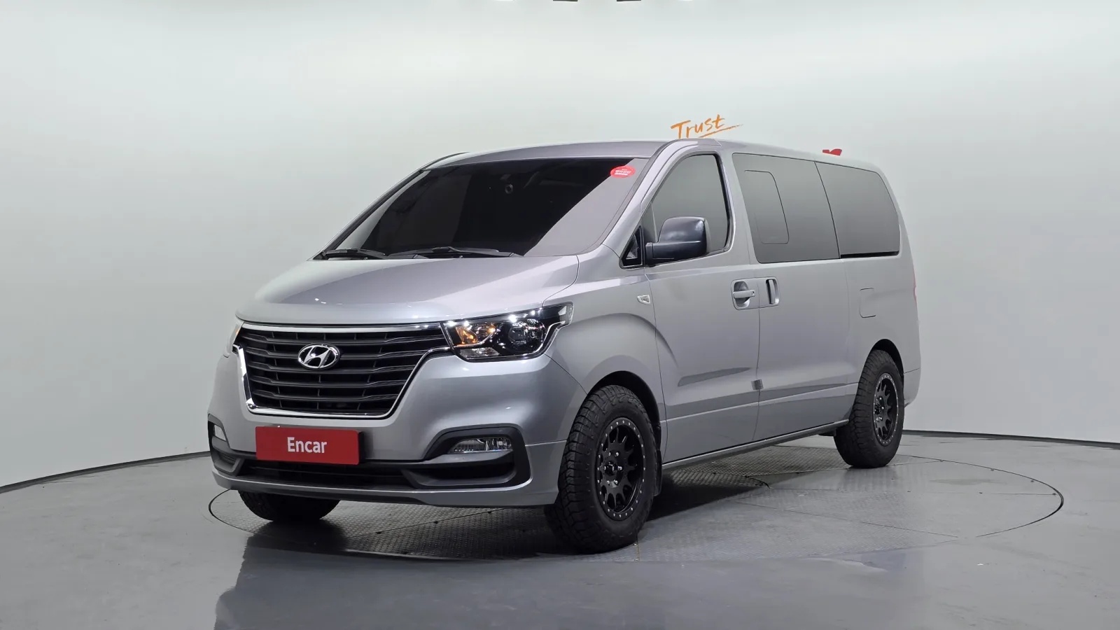 2019 Hyundai Starex