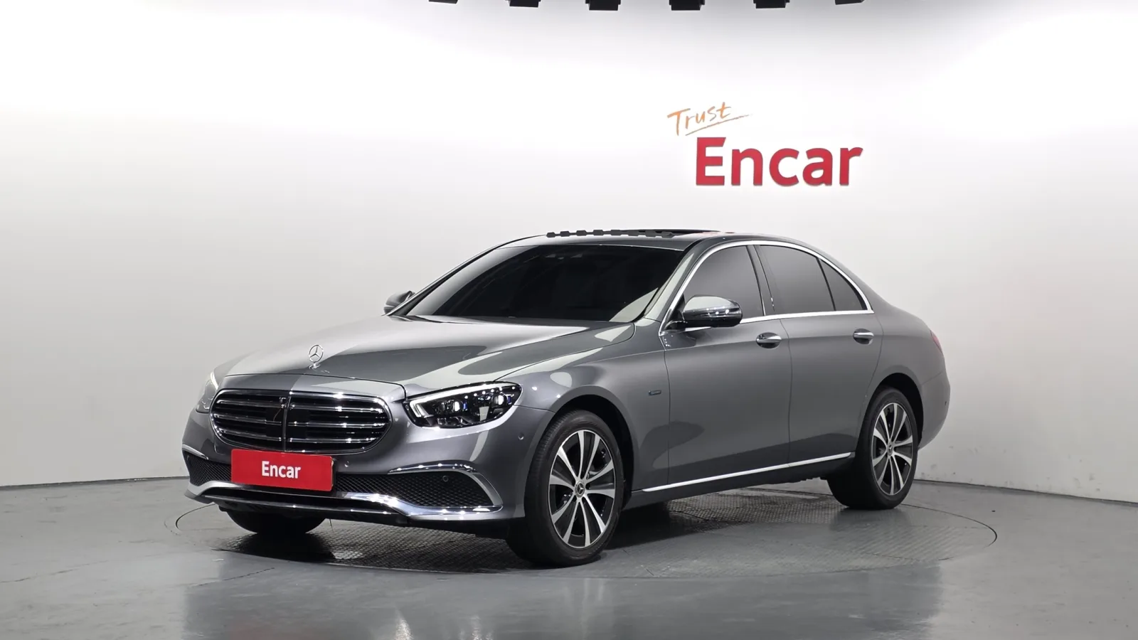 2021 Mercedes-Benz E-Class