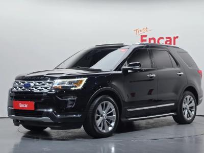 2019 Ford Explorer