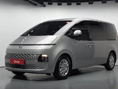 2022 Hyundai Staria