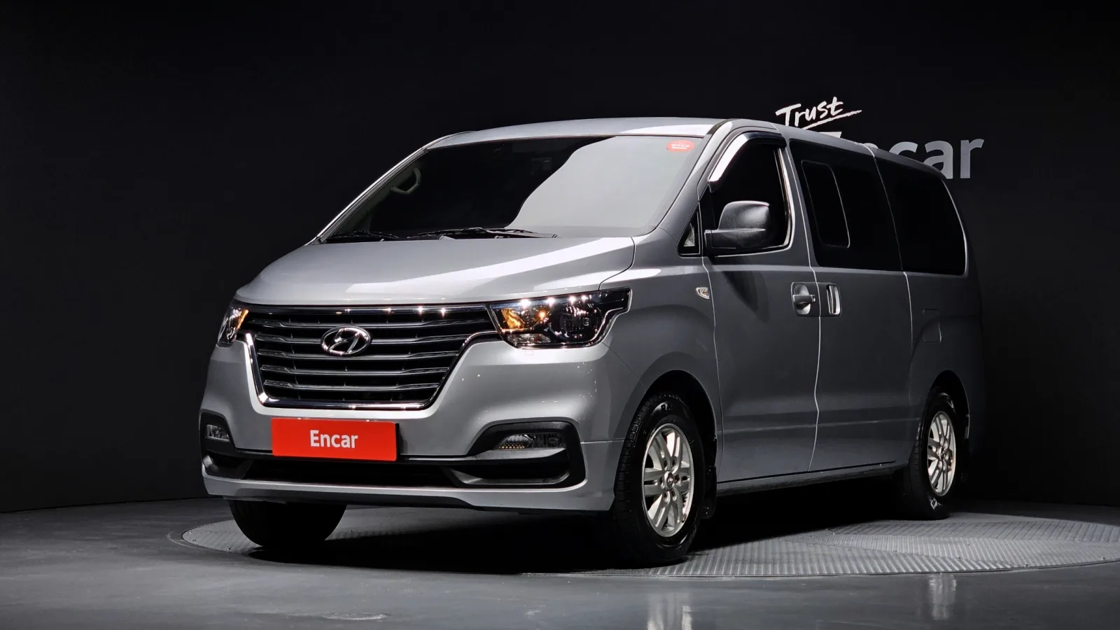 2020 Hyundai Starex