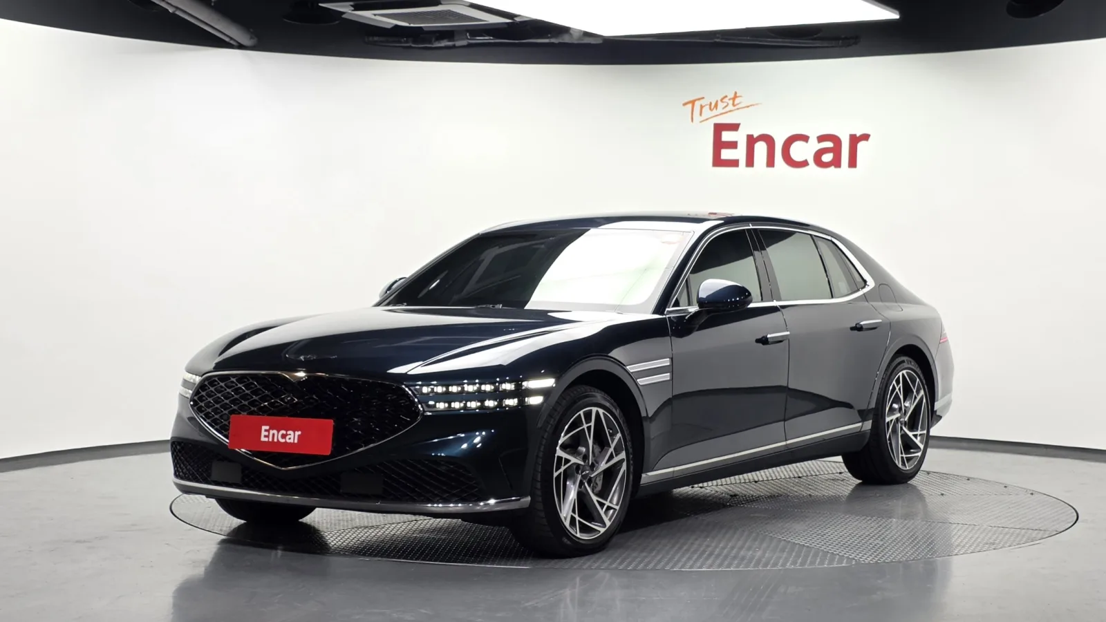 2022 Genesis G90