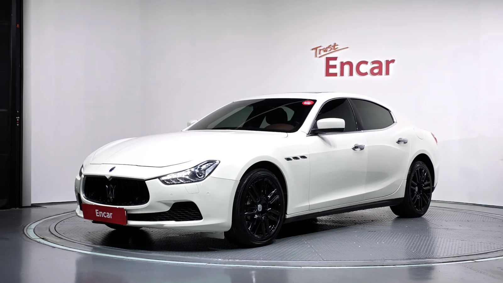 2016 Maserati Ghibli