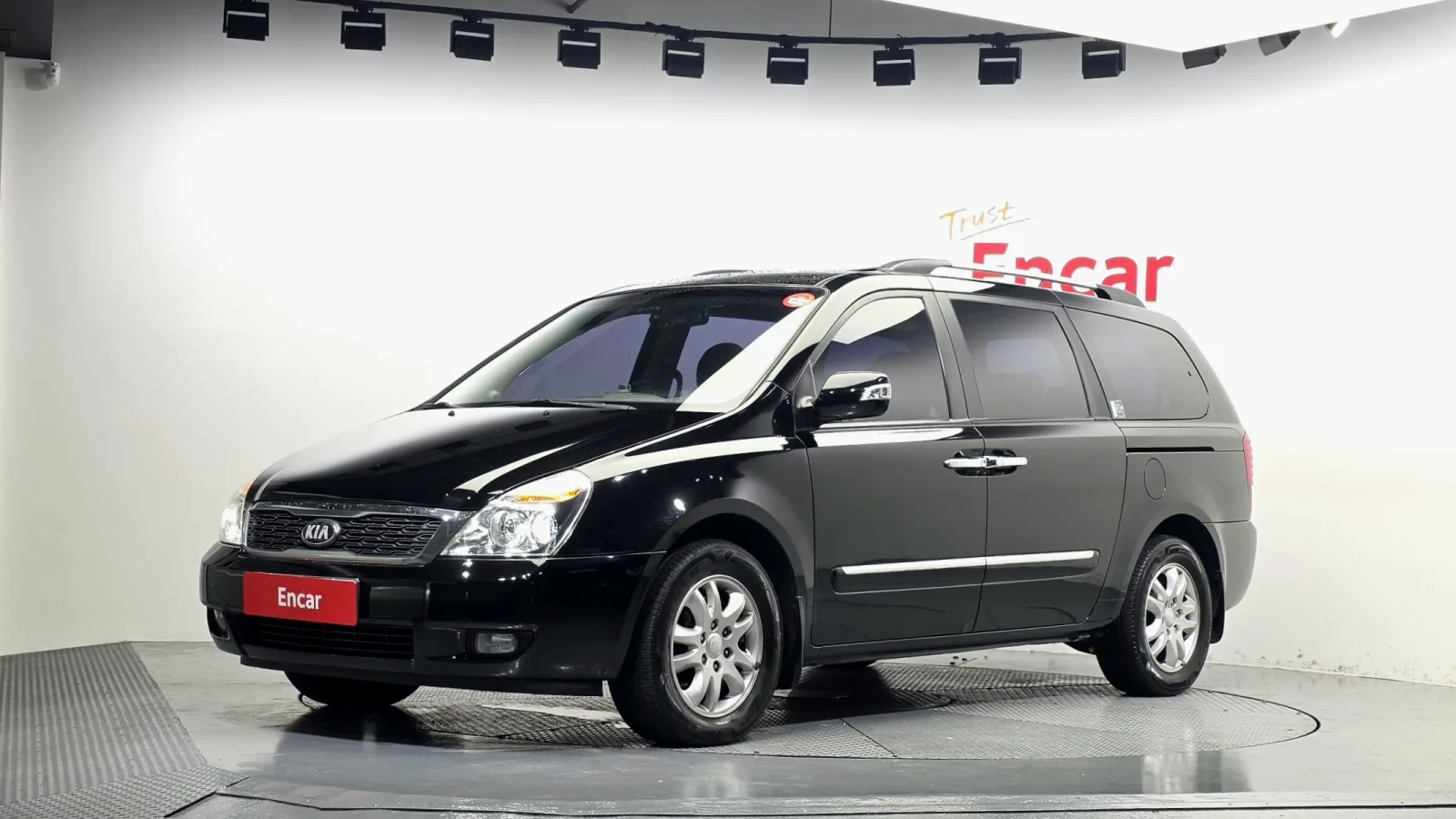 2013 Kia Carnival