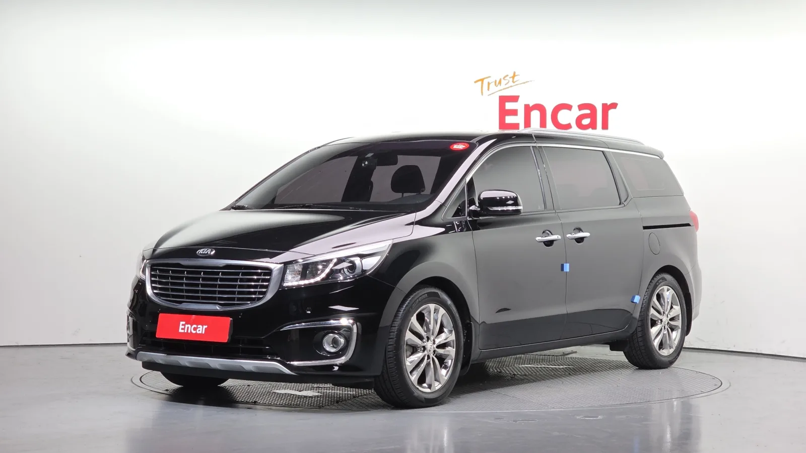 2016 Kia Carnival