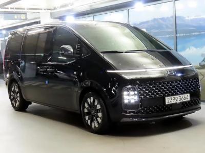 2022 Hyundai Staria