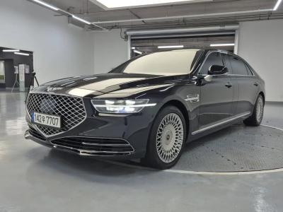 2021 Genesis G90