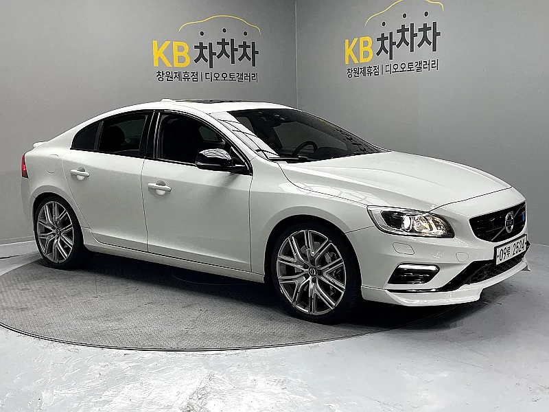 2017 Volvo S60
