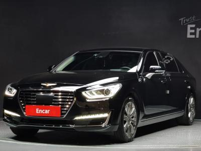 2016 Genesis EQ900