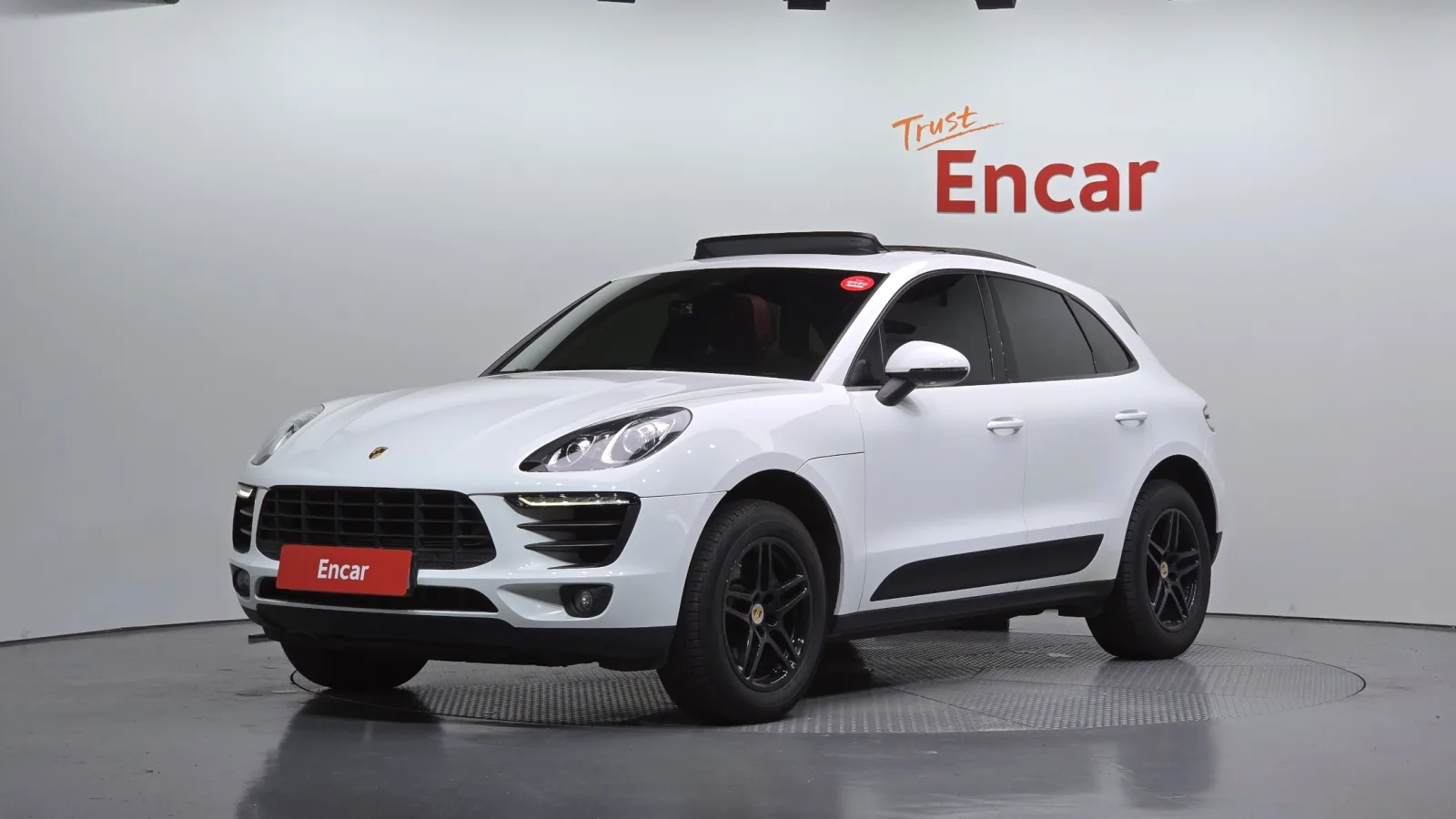 2017 Porsche Macan