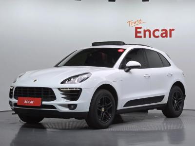 2017 Porsche Macan
