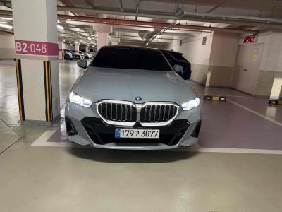 2025 BMW 5-Series