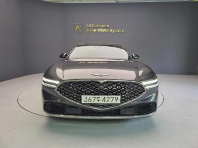 2023 Genesis G90
