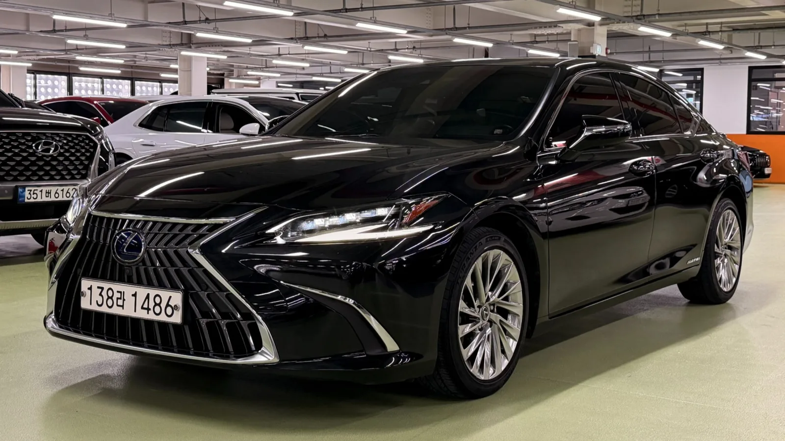 2022 Lexus ES
