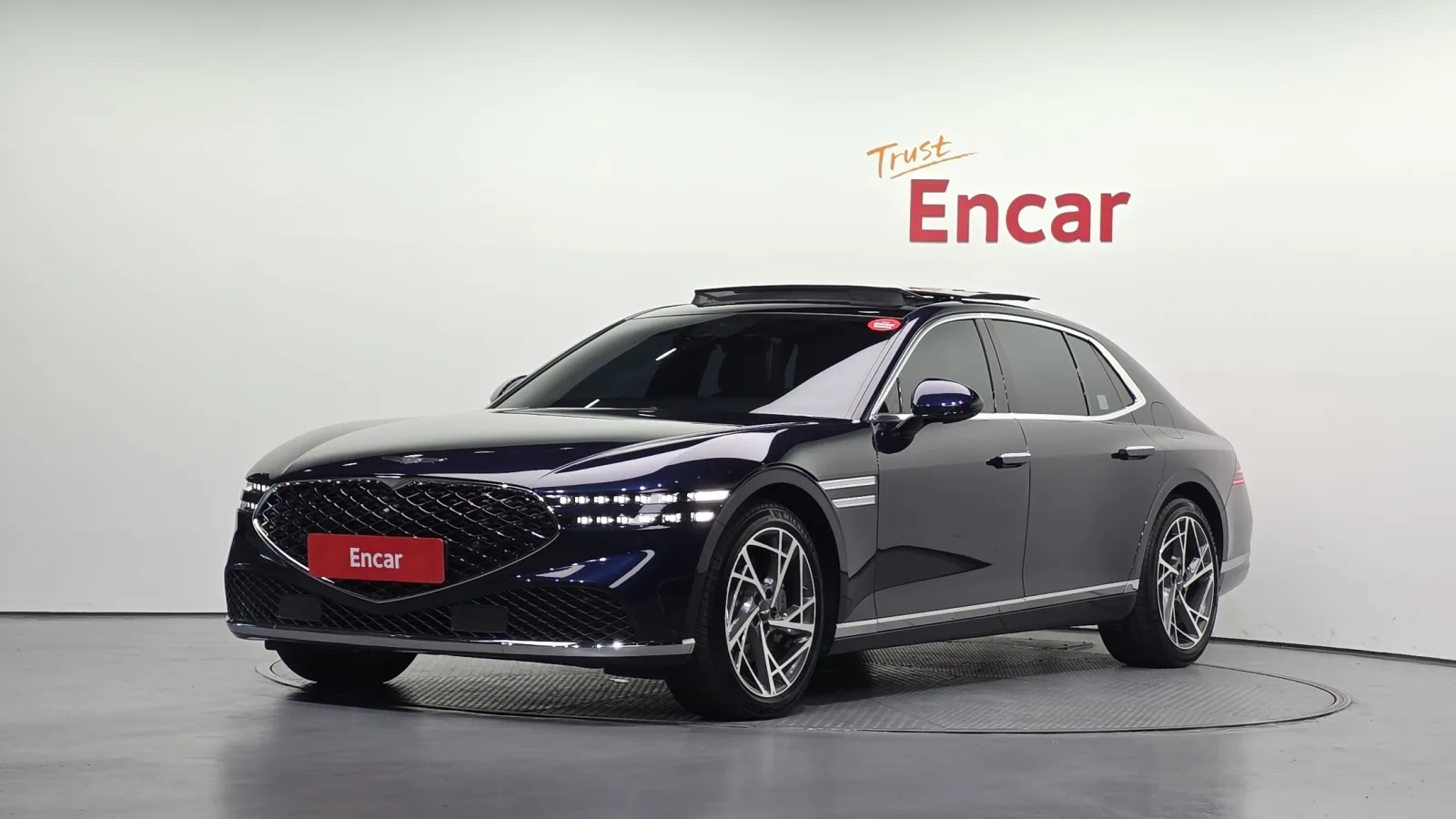 2023 Genesis G90