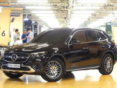 2025 Mercedes-Benz GLC-Class
