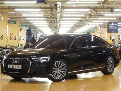 2022 Audi A8