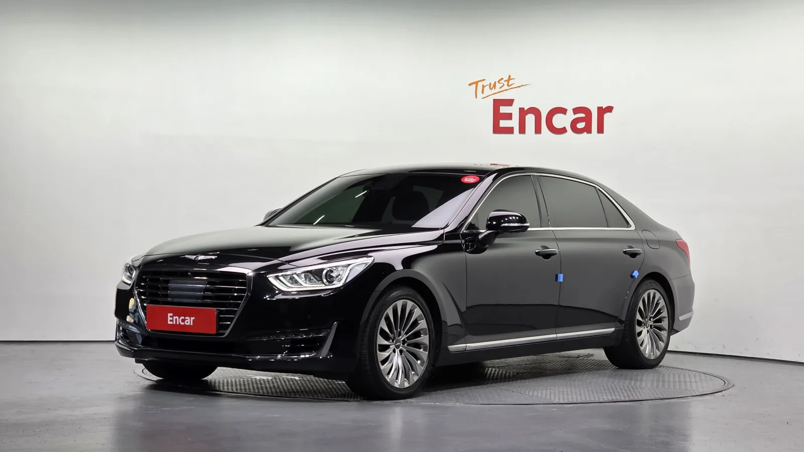 2016 Genesis EQ900