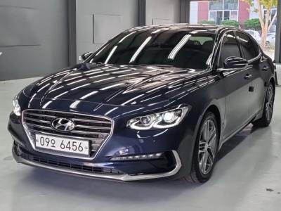 2018 Hyundai Grandeur