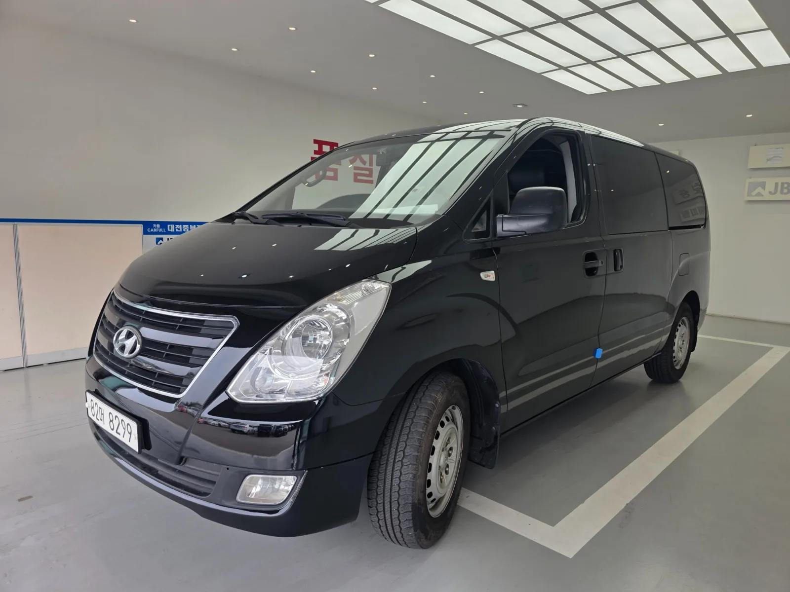 2017 Hyundai Starex