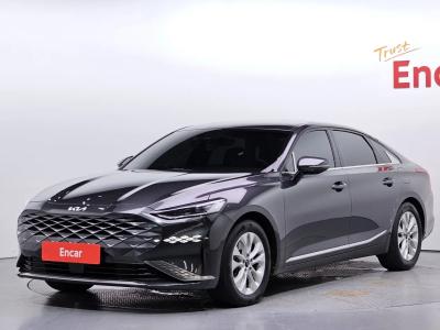 2022 Kia K8