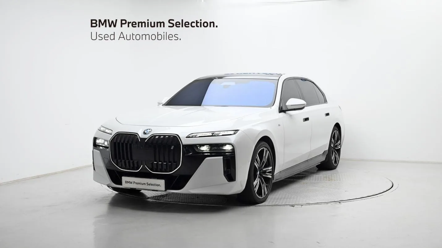 2024 BMW i7