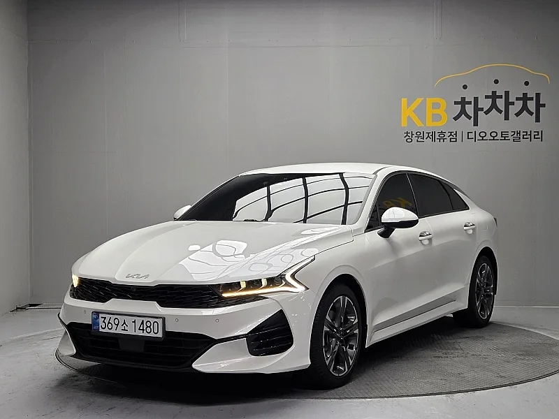 2022 Kia K5