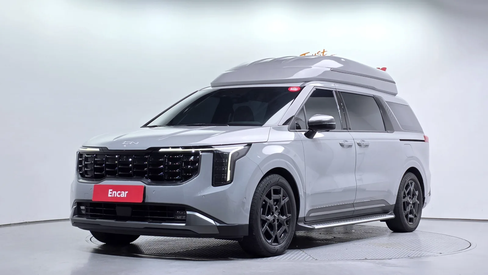 2025 Kia Carnival