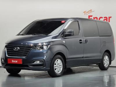 2018 Hyundai Starex