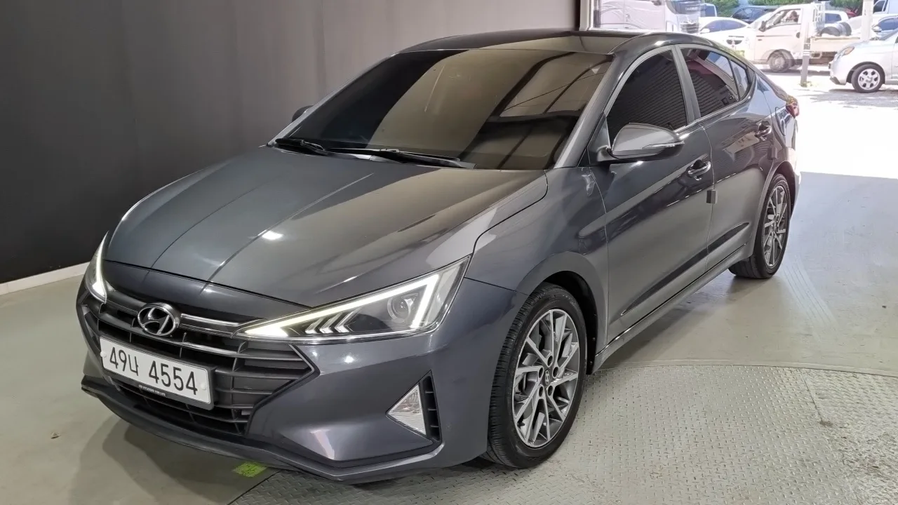 2019 Hyundai Elantra