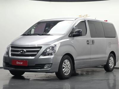 2016 Hyundai Starex
