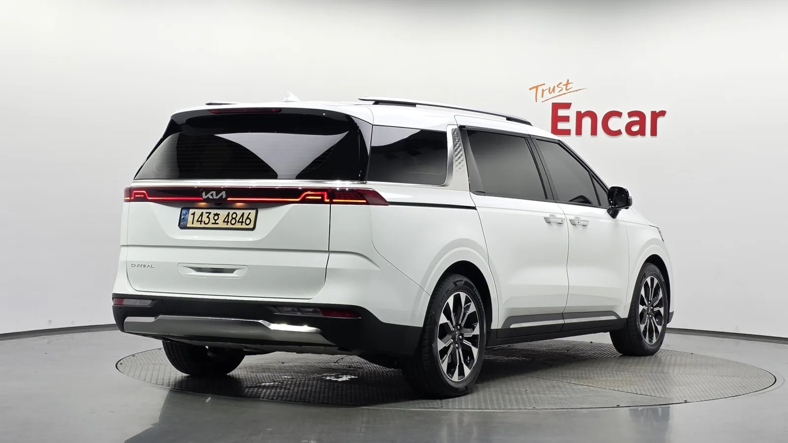 2023 Kia Carnival